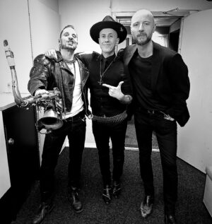 Adam Darski Instagram - @infernofestivalnorway gets some super surprises in a few minutes … get ready for @meandthatman necro blues! 

@siverthoyem @jorgenmunkeby