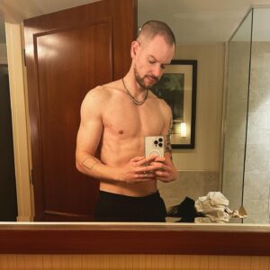 Adam Hann Instagram - 🇺🇸workin on myself