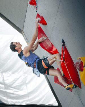 Adam Ondra Instagram - A good end to the @olympics qualifier series by taking bronze 🥉 here in Budapest 👌 Brutal boulder round followed by an almost equally brutal lead route 🥵 I wish I was able to enjoy my climbing a bit more. My left shoulder was already really sore, but  I am glad that tomorrow is rest and it will heal very quickly 🤞

Congrats to everyone who made it to the Olympics❗But also to the ones who just did not make it this time☝️The level of climbers was enormous, both for women and men! Special congrats for today’s victory, @sam_avezou, and silver medal, @leedo_ss 🤜🤛

And you ⭐ all too @albertogines_, @yannick_flohe, @alexandermegos, @hannipan_, @pauljenft, @hamish_mcarthur, @saschalehmann, @lukapotocar, @yfei_pan, @brookeraboutou, @nonaka_miho, @erinmcbeast, @chaehyun.s, @luozhilu_lucy, @jenya_kazbekova, @mia.krampl, @lucia.doerffel, @zelia_avezou, @camilla.moroni, @laura.rogora and @mollyts123.

Last but not least, thanks to amazing crowd in Budapest 🇭🇺

Check out the results, the link is in BIO. 

Cool photos by @pet.phot

#climbing #sportclimbing #bouldering #leadclimbing #olympics #budapest 

@horosvaz.cz @olympijskytym @olympcsmv 

@mammut_swiss1862 @lasportivagram @euroholds @mix.it
@hudysport @rohlik.cz @sensfoods @211_zpmvcr @mercedesbenz_autojihlava @drwittczsk @the_playbook_house @veolia_cz Cardion