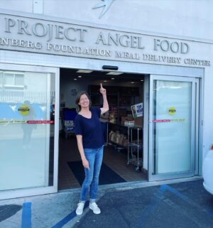 Adam Schiff Instagram - Eve enjoyed volunteering this weekend with Project Angel Food, and putting together healthy meals for cardiac patients. She said the kitchen was spotless and the food looked delicious. I made deliveries for Project Angel Food during the pandemic, and they provide a great service to the food insecure in LA!