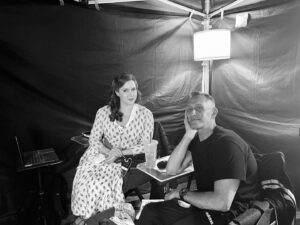 Adam Shankman Instagram - #tbt a quiet moment with an almost princess  on a noisy set. Swipe for a special clip from @disneyenchanted 
Only on @disneyplus Nov. 18
❤️ u @amyadams @princesstagram @jaymasmays @yvettenicolebrown and my most magical of mirrors, @oscarnunezla