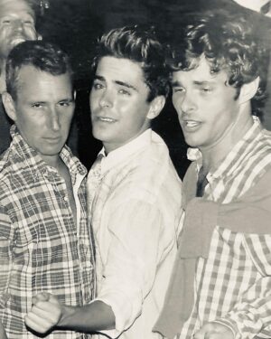 Adam Shankman Instagram - Happy bday to the actual nicest kid in town: @james_marsden . They don’t get any Cornier than you buddy. Love you to the mooooon and back. Everyone, give Prince Edward some loooooove! 🌽