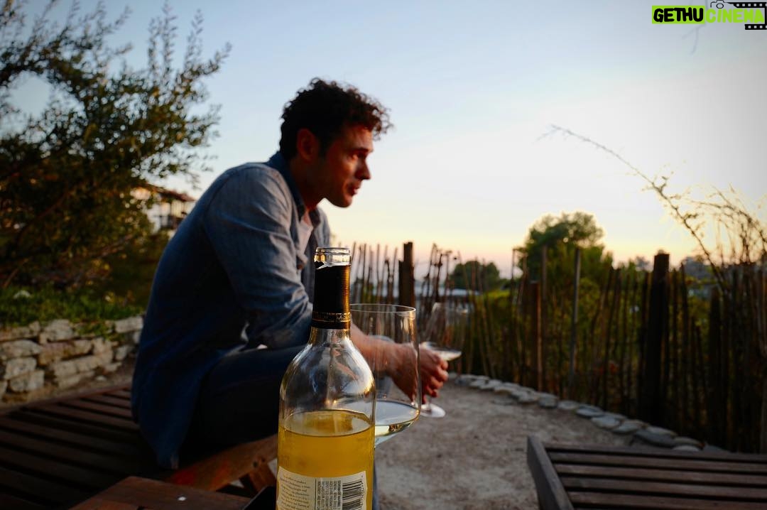 Adan Canto - 5.5K Likes - Happy Saturday night my friends! #homesweethome