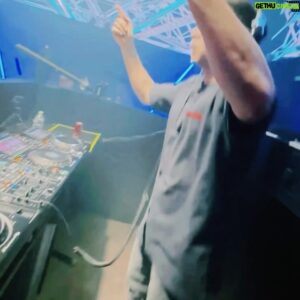 Adaro Instagram - 𝗪𝗛𝗢 𝗪𝗔𝗡𝗧𝗦 𝗕𝗜𝗚 𝗠𝗘𝗟𝗢𝗗𝗜𝗘𝗦 𝗕𝗔𝗖𝗞? 🤔🔥
𝗖𝗟𝗔𝗦𝗦𝗜𝗖 𝗥𝗔𝗪 𝗩𝗜𝗕𝗘𝗦 𝗜𝗡 𝗔 𝟮𝟬𝟮𝟯 𝗝𝗔𝗖𝗞𝗘𝗧?🔥
We got you covered, 𝘽𝙍𝙀𝘼𝙆 𝙏𝙃𝙀 𝘽𝘼𝙎𝙎 is out now!!
w/ @levelone.official @mcdv8
