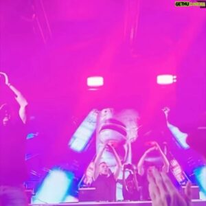 Adaro Instagram - 𝐀𝐁𝐎𝐔𝐓 𝐋𝐀𝐒𝐓 𝐖𝐄𝐄𝐊𝐄𝐍𝐃…
-𝐅𝐢𝐫𝐬𝐭 𝐭𝐢𝐦𝐞 𝐞𝐯𝐞𝐫 𝐓𝐚𝐭𝐚𝐧𝐤𝐚 & 𝐀𝐝𝐚𝐫𝐨 𝐛𝟐𝐛-
𝘚𝘩𝘢𝘭𝘭 𝘸𝘦 𝘥𝘰 𝘵𝘩𝘪𝘴 𝘢𝘨𝘢𝘪𝘯 𝘪𝘯 𝘵𝘩𝘦 𝘧𝘶𝘵𝘶𝘳𝘦? 👇

@reminderhardstyleclassics thanks❤️