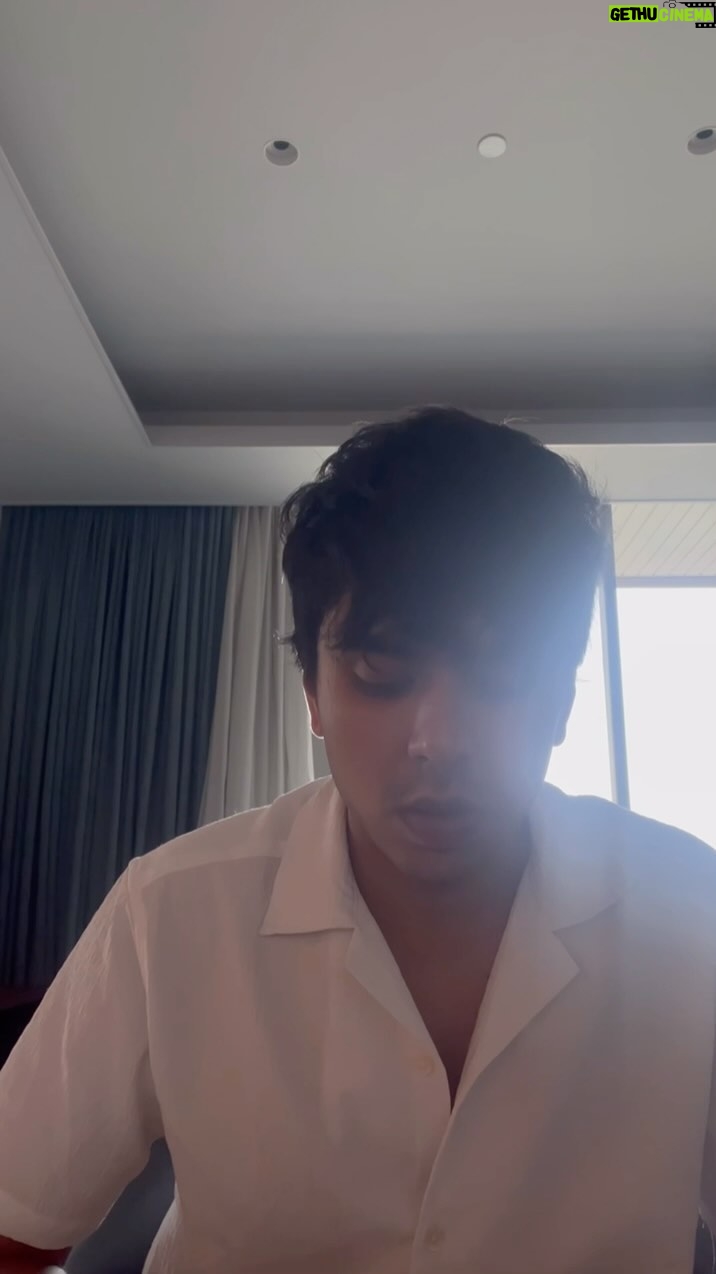 Adarsh Gourav - 19.7K Likes - Jaage hai
(I know some notes are pitchy but I wanted to upload this anyway cuz I felt it)