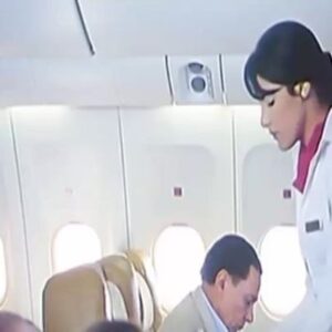 Adel Emam Instagram - مش انا عيد ميلادي النهارده 🎁