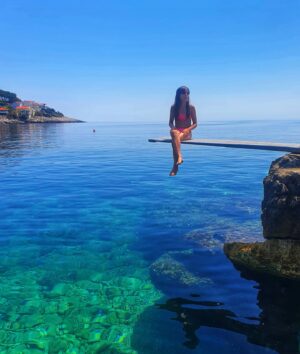 Adéla Heftyová Instagram - 🧜‍♀️🐚🌊 #croatia #littlemermaid