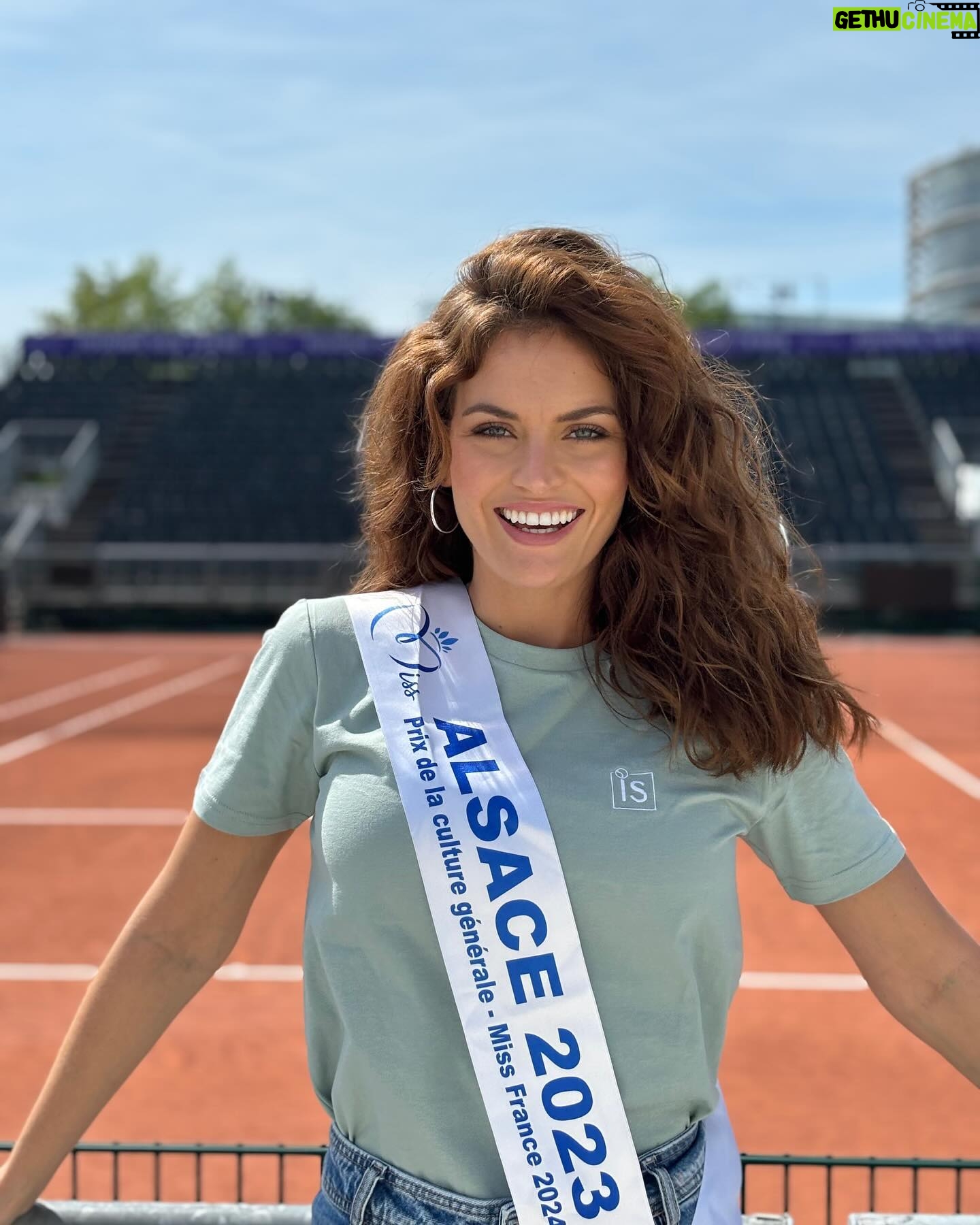 Adeline Vetter - 3K Likes - 🎾 CONCOURS @adelinevetter.off x @wta_strasbourg et @topmusicfrance
Tentez de remporter l’un des deux lots ci-dessous ✨
2 places pour le concert de Yannick Noah, le samedi 18 mai 2024 - Sur le court central des #IS
2 places pour les quarts de finale des #IS24, le jeudi 23 mai 2024.
Pour participer :
- Être abonné à @adelinevetter.off @wta_strasbourg et @topmusicfrance
- Identifiez la ou les personnes avec qui vous souhaiteriez passer ces instants aux #IS en mentionnant le lot qui vous intéresse,
- Repartagez le post en story pour augmenter vos chances.
Bonne chance à tous !✨🍀
#concours #is24 #missalsace #concertyannicknoah