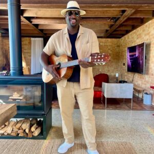 Adewale Akinnuoye-Agbaje Instagram - A happy life is about finding balance. Hustle with passion and play with purpose. I hope you’ve found your balance. ✨

#adewaleakinnuoyeagbaje