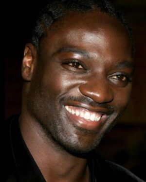 Adewale Akinnuoye-Agbaje Instagram - How I’m feeling about the New Year so far 👆🏿 What are you leaving behind in 2022?