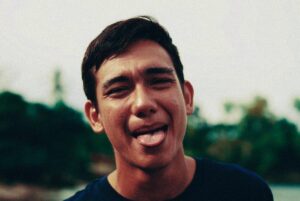 Adipati Dolken Instagram - boleh jilat? 😛