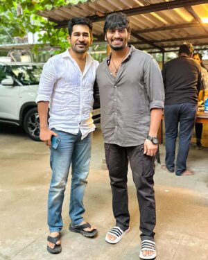 Aditya R K Instagram - The one and only @vijayantony sir🔥

Malaysia! We come with a bang. Hope you are ready for it! 💯