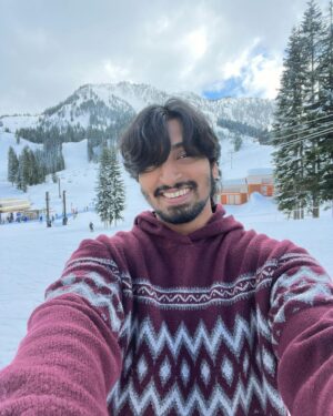 Aditya R K Instagram - Snow Snow Snoww! ❄️🤍
So I’ve always dreamt of going for Country side drive in a place like this and this is how it went.