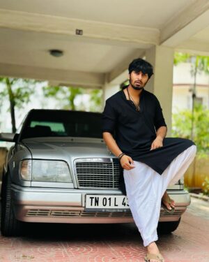 Aditya R K Instagram - Happy Onam to all my Cuties out here! ☀️
Staying blessed in what I do with all your love. #grateful