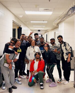 Aditya R K Instagram - Atlanta! You were 🔥🇺🇸 
With enga Rockstar @anirudhofficial na⚡️
Anddd our queen @jonitamusic 🤍
#grateful