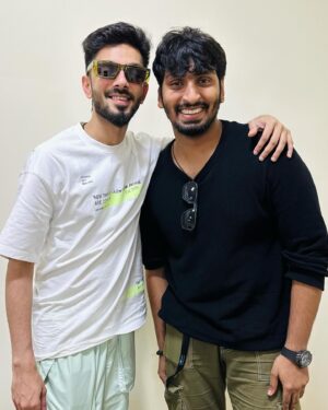 Aditya R K Instagram - Happy Birthday to my all time Favourite  @anirudhofficial na❤️🫂 
Captain cool! ⚡️