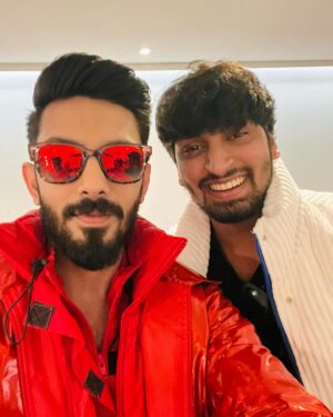Aditya R K Instagram - Happy Birthday to my all time Favourite  @anirudhofficial na❤️🫂 
Captain cool! ⚡️