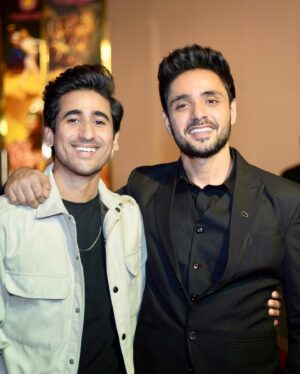 Adnan Khan Instagram - One of my proudest moments ever. Walked the red carpet at MAMI Film festival, WITH my one of my best mates @datt_mannish . From riding buses and trains going from audition to audition to sharing the red carpet with him!!! What a proud moment as a friend. And his film and his performance, both are super btw #dearlatika!! Make sure you catch it 

Styled by - @desai6343 
Photographed by - @_click_and_blink_ 
Repped by - @oceanmediapr