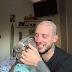Adolfo Cubas Instagram - Amor amor 
Que no sea el odio que domine que sea el amor !