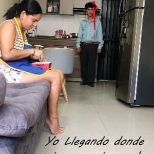 Adolfo Cubas Instagram - Mama soy tu mejor Regalo !!!!!! 😘😊