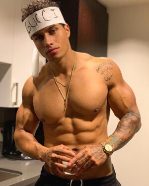 Adrian Conrad Instagram - Her: Bae..
Me: Bae?? BAAAEEEEEEEE?

#aesthetic #aesthethics #abs #bodybuilding #bodybuilder #cardio #drive #fit #fitness #fitfam #fitspo #gym #gains #goals #gymtime #gymmotivation #hardwork #motivation #workout