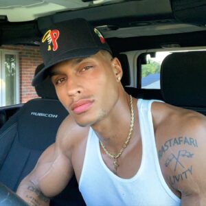Adrian Conrad Instagram - “Respect is mutual..disrespect is DOUBLED”😤🙋‍♂️

#aesthetic #aesthetics #abs #bodybuilding #bodybuilder #cardio #drive #fitness #fit #gym #motivation #workout