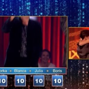 Adrián Lastra Instagram - Pues OLEEEEE!!!! Anoche conseguimos algo que realmente me hace muy feliz, HACER HISTORIA siendo la primera pareja en conseguir el pleno de DIECES en @bailandoest !!
Es un honor poder compartir este momento con la que se merece y es dueña de estos 50 puntos @saragarcia.dance !!

Gracias al programa por dejarme estar una semana más aprendiendo nuevos retos a los que nunca me había enfrentado !
Gracias totales a mi acompañante de vida @clarachain por apoyarme cada día de mi vida!

Que sigamos bailando la vida! ❤️