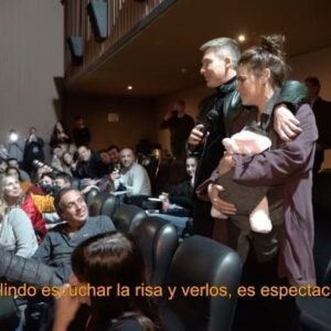 Adrián Suar Instagram - Con @pilargamboaa sorprendimos al público en una función de #30NochesConMiEx. Gracias a todos por acompañar esta película que hicimos con tanto amor. #cineargentino 🙌🏼