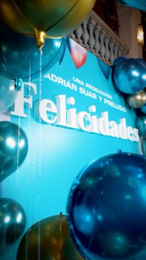 Adrián Suar Instagram - Recibimos a colegas, amigos y prensa. Fue una FIESTA 🥳 ❤️

¡Gracias por acompañarnos!