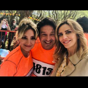 Adriana Salonia Instagram - Un poco más del back @primerodenosotrosok 
@telefe 
@paramountplusla 
@vis_global
@guillermo.pendino @darioturo 
#autores @korovs @romi.moretto @micaelalibson @juanciuffo75