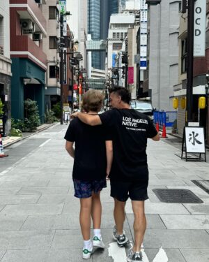 Adriane Galisteu Instagram - Primeiro dia nesse lugar que superou todas as minhas expectativas, amando cada detalhe! Simplesmente apaixonada 🇯🇵 #japan #familia #feriasnojapao #tokyo