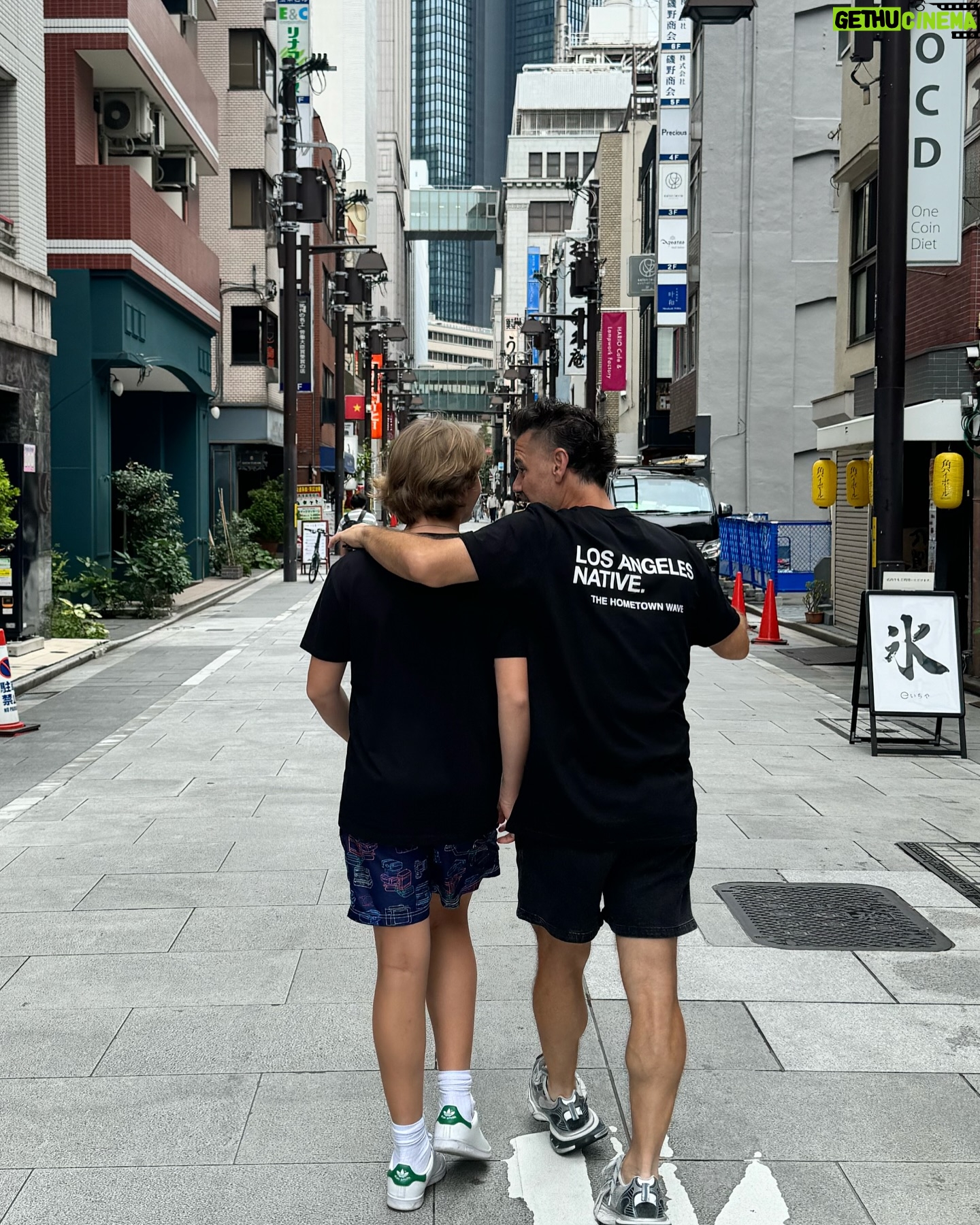 Adriane Galisteu - 108.8K Likes - Primeiro dia nesse lugar que superou todas as minhas expectativas, amando cada detalhe! Simplesmente apaixonada 🇯🇵 #japan #familia #feriasnojapao #tokyo