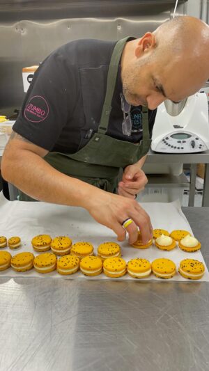 Adriano Zumbo Instagram - It’s a lot of work…. But it’s worth it 💛
Passionfruit Zumbarons, classic flavour… absolutely delicious 😋
#zumbotest #zumbo #zumbarons #macaron #passionfruit #noosa #noosaville #love #sunshinecoast