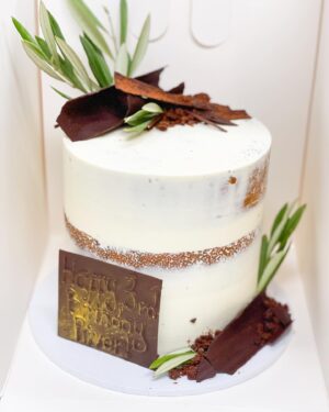 Adriano Zumbo Instagram - ✨OCCASION CAKES✨
Swipe 👉🏼👉🏼 to see some of the celebratory cakes we have done. On our website, you can custom design your own cake for any occasion! 
To get your order in before Christmas, head to www.zumbotest.com
Florals by: @bloomsofnoosa

#zumbo #zumbotest #noosa #noosaville #occasion #cake #celebratory #sunshinecoast #custom