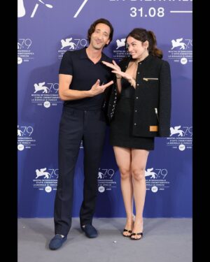 Adrien Brody Instagram - Thank you Venice, for all the love ♥️ and congratulations to Andrew Dominik and Ana for your masterful work on #BLONDE👏👏👏 @ana_d_armas @netflix #venicefilmfestival @giorgioarmani @chopard