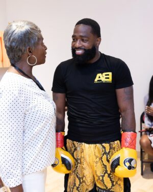 Adrien Broner Instagram - God sent me a message and I see he isn’t done with me I’ve been doing things the wrong way and tarnishing all the blessings and chances he has been giving me I’ve made my mind up and I’m taking full advantage of this opportunity he is giving me today I see everything more clear and I have a better understanding with myself “The Problem” will be back soon!!!!!!!!! #AboutBillions🆎