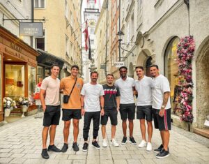 Adrien Silva Instagram - Waltzing in Austria 🇦🇹😎

#AdrienSilva #WHDFC
