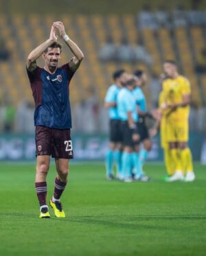 Adrien Silva Instagram - Another end of the season, another end of a cycle. 
A big hug to my teammates with whom I always worked and fought together and to the fans who always supported us.  #footballpassion  #whatsnext  #newchapter
