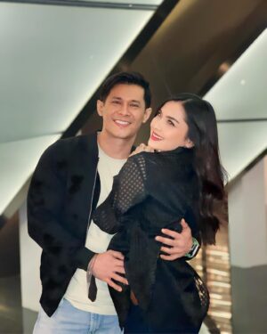 Afdhal Yusman Instagram - Baladewa siap2 ceunahh… Grand Opening @hadesvip_ 

@fatmasury_ @erringracesita @ziska_valivila @irmanheryana.fr @yurry25 @uwie.uliasari @lisdaoxalis @ck.andriano @pentypenk 

📸 @dapikafdhalyusman 

#baladewa #dewa19