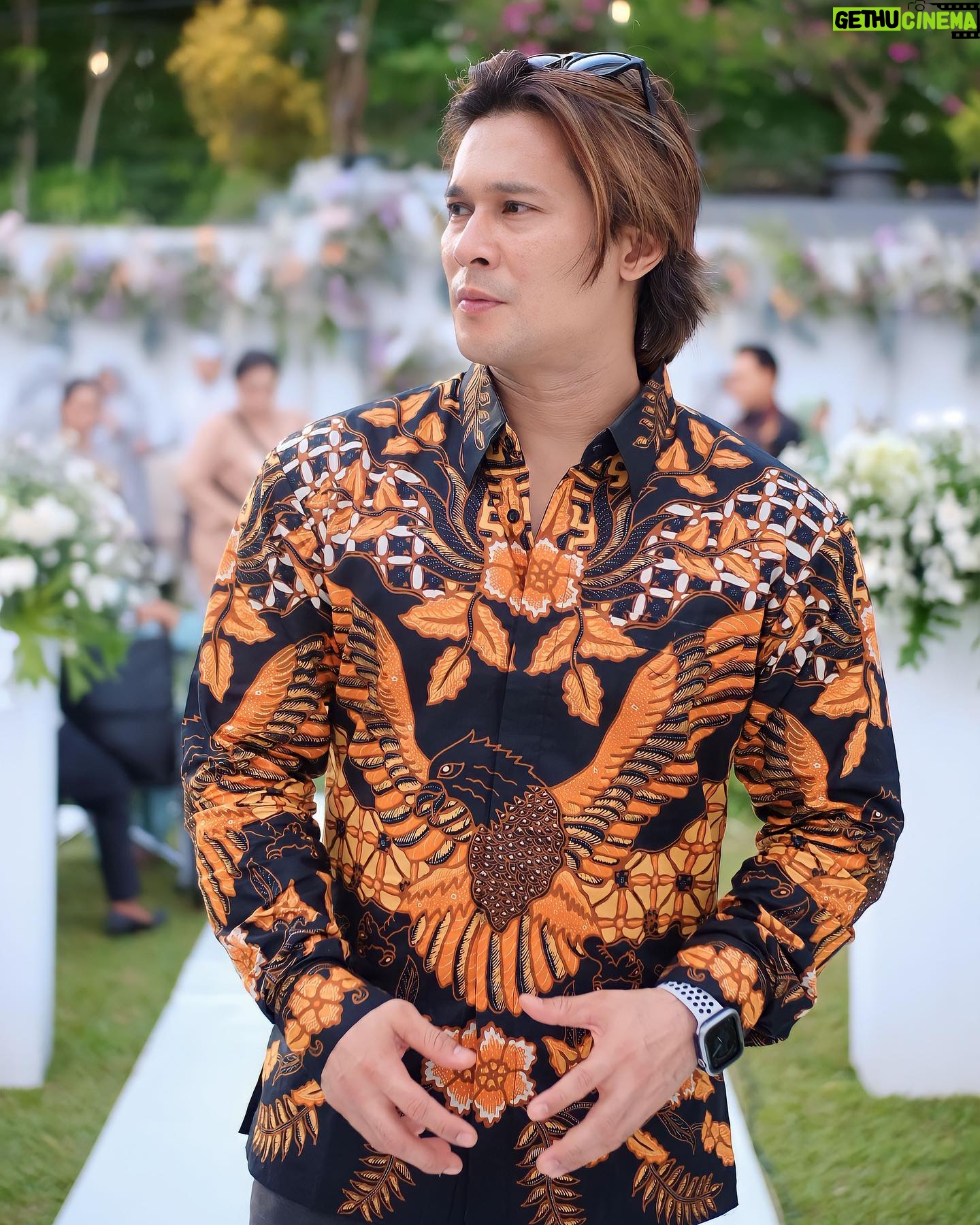 Afdhal Yusman - 21.8K Likes - Jalan-Jalan Ke Pondok Cina
Jangan Lupa beli seledri
Heyyy kamu yang disanaā¦
Sampai kapan mau sendiri??
Masa kalah sama @reinermanopo , sekali lagi selamat sobbb dan Adisty untuk pernikahannya, samawa yaa ā¤ļø
Vlog nikahan enak kapan di upload di @ayofficial_ytb ???
šø @dapikafdhalyusman