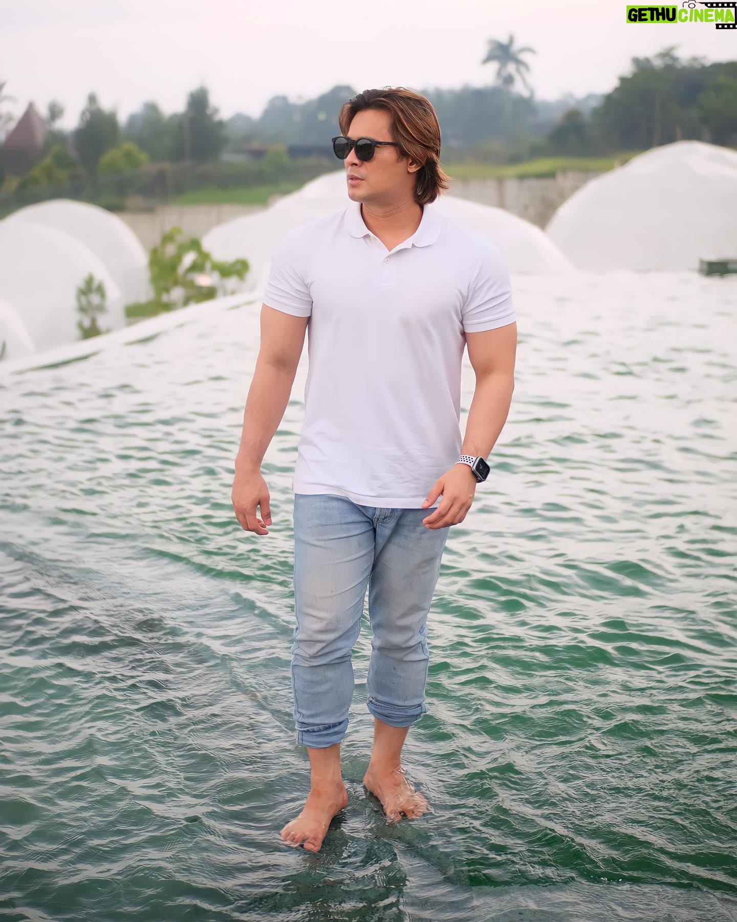 Afdhal Yusman - 8K Likes - Masa masa dimana godaan dan rayuan mengucapkan selamat tinggal, Selamat Ulang Tahun ke 40.. Dan kehidupan yang sebenarnya pun dimulai 🎂
📸 @dapikafdhalyusman