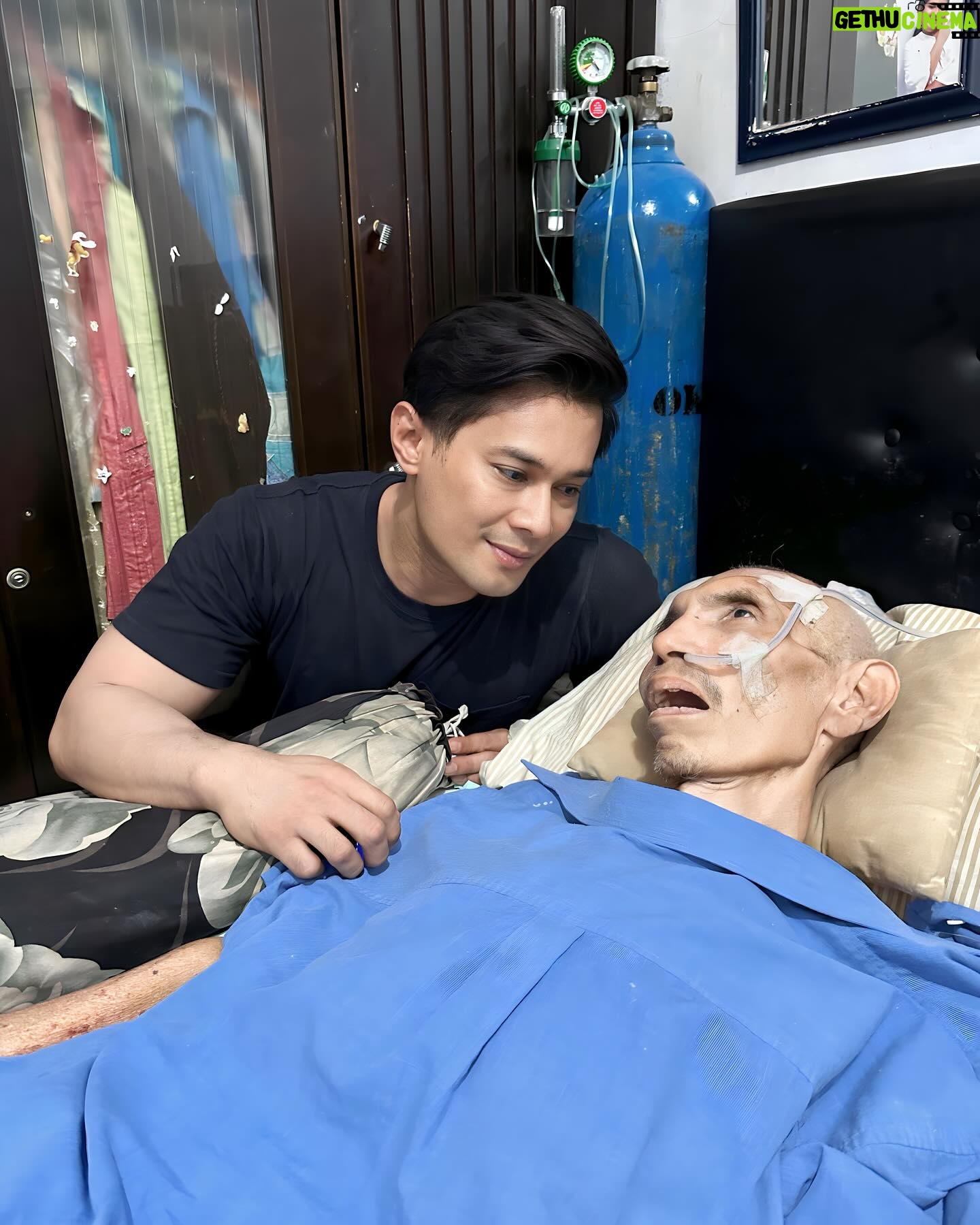 Afdhal Yusman - 29.6K Likes - Sedih sekali melihat kondisi beliau saat ini, stroke sudah 1 tahun lebih makan hanya lewat selang, tidak bisa ingat apa2..
Terimakasih teman2 gentabuana yang sudah memberikan sumbangan, untuk Abang HERBY LATUPERISSA, karena memang ini yg dibutuhkan beliau untuk pengobatannya..
Lekas sembuh abang sang Pemain Kolosal Legend, semoga cepat diangkat penyakitnya
Nurman Syam, @lisdaoxalis @candysatrio @irmanheryana.fr @yurry25 ,Joko , @kylla_nuraver , @queen.annisa , Yuni, @uwie.uliasari @ck.andriano @ziska_valivila , Asri, @ariskurniawan6 @lilis_chahyadisuganda @erringracesita @rickyadhyyudhanto @sahabatandes , erika, @real.revimariska
buat temen2 yang mau donasi silahkan langsung ke rek istri beliau yaa
Bank Mandiri 1330013569926 A/N R.A DEWI SEKARSARI MARIA MAGDALENA
šø @dapikafdhalyusman