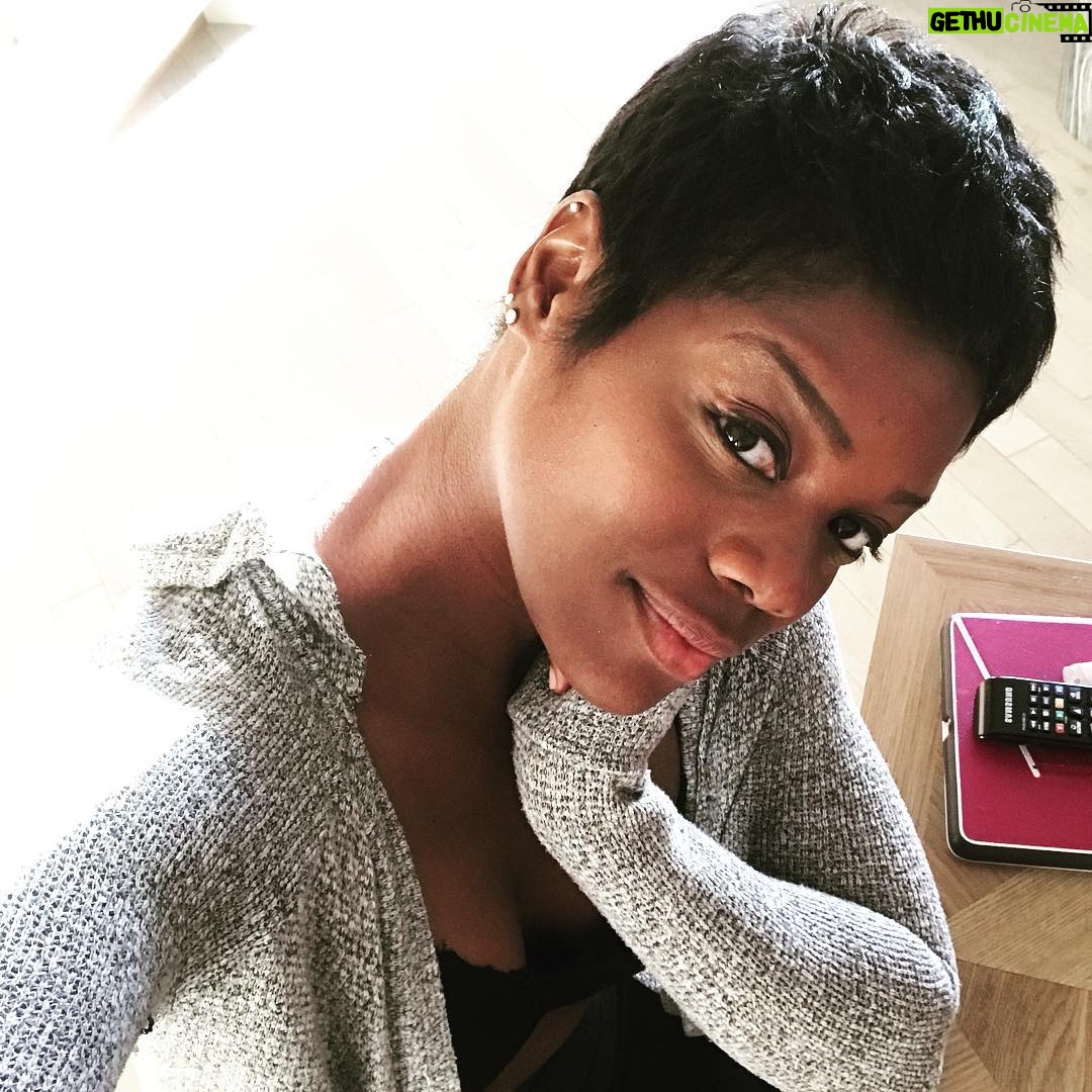 Afton Williamson - 610 Likes - Day off vibezzzzz💋