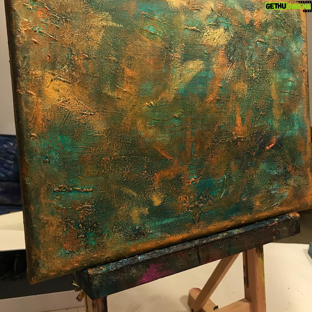 Afton Williamson - 321 Likes - 🎨