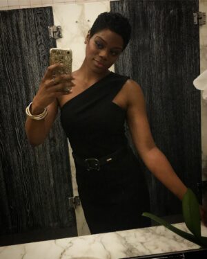 Afton Williamson Instagram - Can’t even begin to describe this awesome day on set and the beloved Icon I worked with and all the laughs and love shared on such a wonderful project, so I won’t. At least for right now😏 BUT. “Today was a Very Good Day”🙌🏾👌🏾😉🎬❤️#blessingsonblessings💋