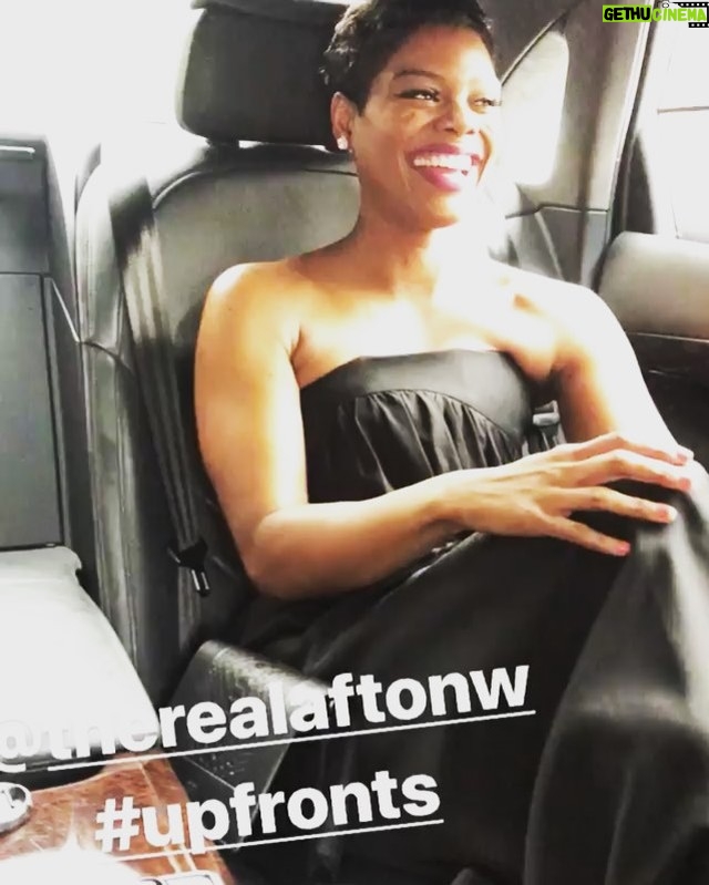 Afton Williamson - 345 Likes - #abtlastnight #upfronts2018 #day2 @takishahair @merrellhollis @ashleypruittstylist ❤️ #therookie @abcnetwork 💋