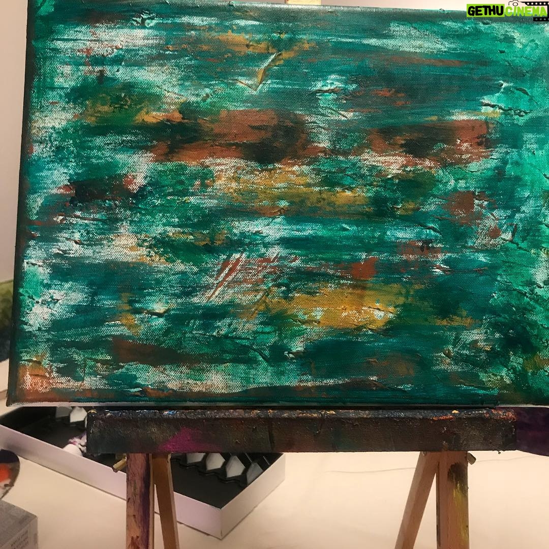 Afton Williamson - 321 Likes - 🎨