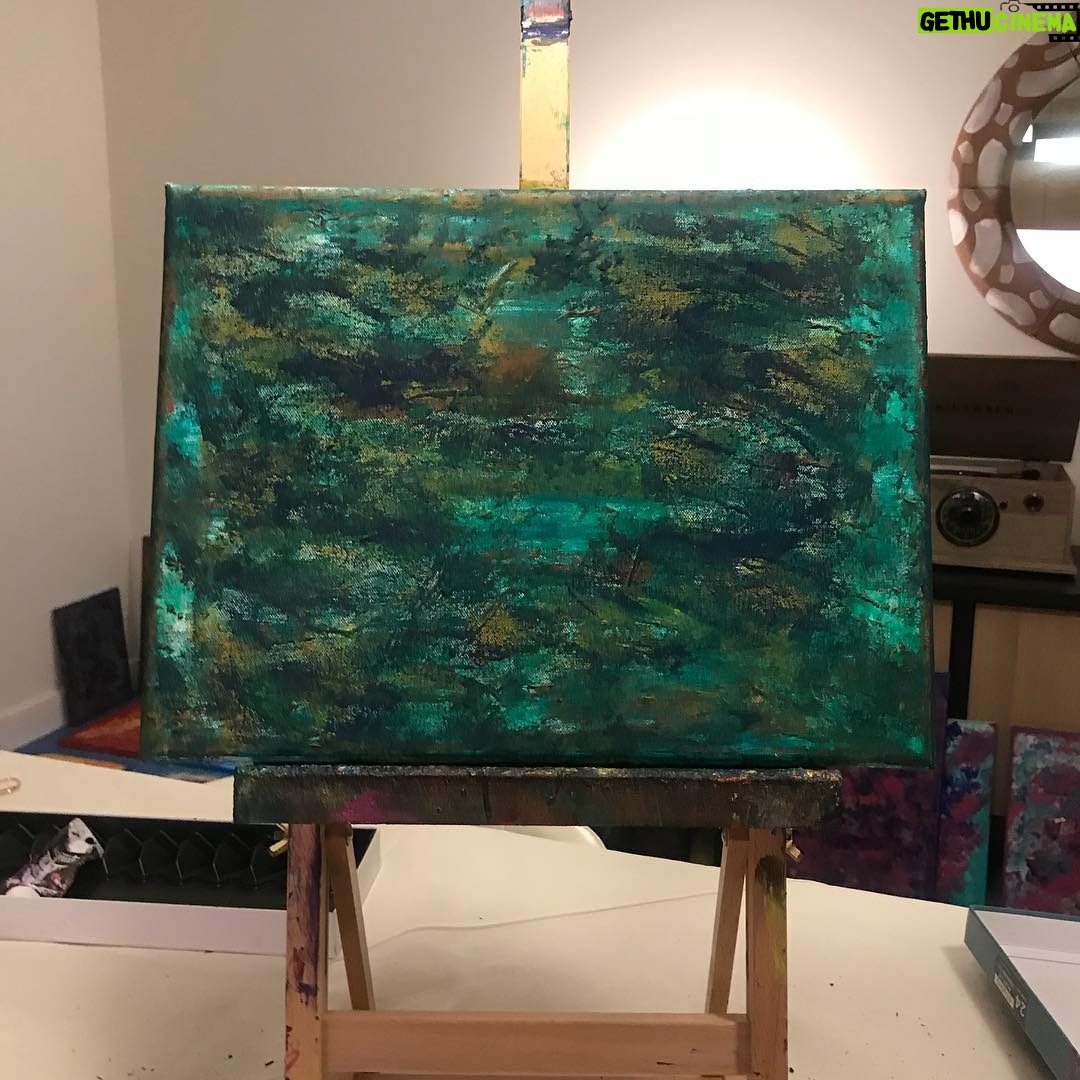 Afton Williamson - 321 Likes - 🎨