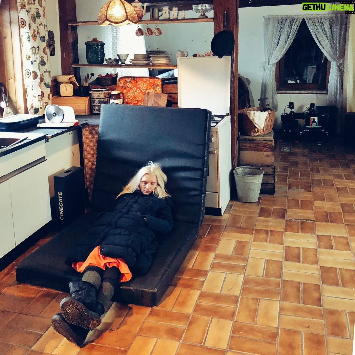 Agata Buzek - 1.4K Likes - „Schlaf”. Michael Venus. On set. Glamour. @curtisfilm #schlaf #movie #onset #glamour #break #actorslife #shooting #actres #naplanie #film #harz #clausthalzellerfeld #przerwa #sen #wrobiocie #ilovemyjob